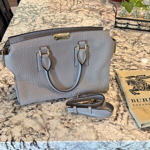 Burberry Medium Clifton Convertible Tote in heritage grained leather